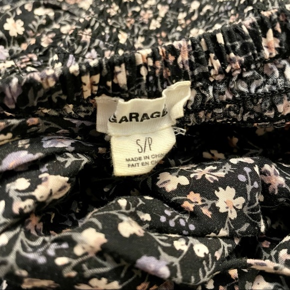 GARAGE - Black floral mini dress - Picture 4 of 5